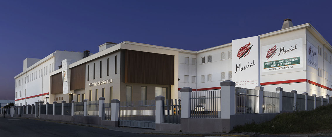 Instalaciones de Marcial Castro en Guijuelo, centro de elaboración y curación de productos ibéricos